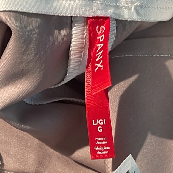 Spanx Ankle Pants Slim Straight Shaping Elastic Waist Large - Picture 7 of 7